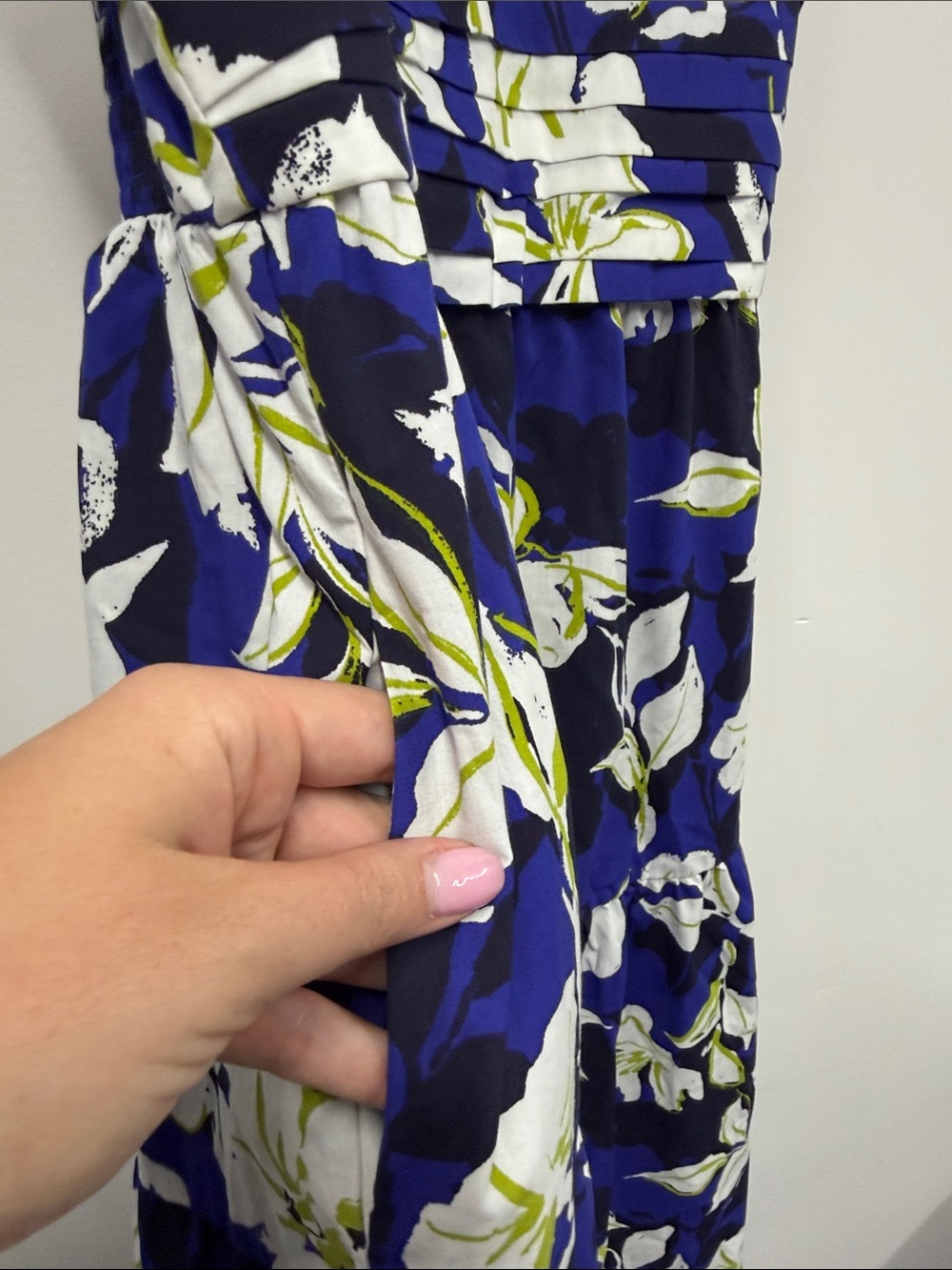 Evereve Blue White Floral Midi Dress NEW - Picture 5 of 9
